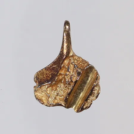 Hänge mönstrat 12x16mm, JSS (Sandin & Söner) Göteborg 18K Vikt: 1,4 g