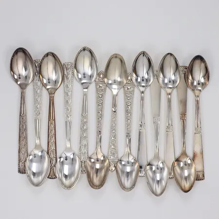 13st Kaffeskedar, modeller: Victoria, Carl Philip, Madeleine, längd ca 12,5cm silver 830/1000 Vikt: 192,3 g