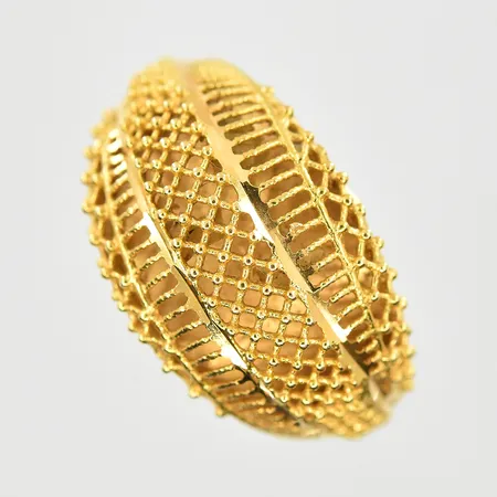 Ring, stl 17, bredd 2-12 mm, 21K. Vikt: 2,6 g