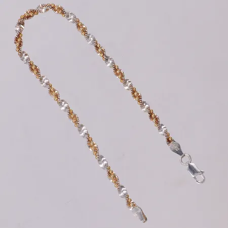 Armband, längd 19cm, bredd 3,3mm, delvis förgyllt, silver 925/1000 Vikt: 4,4 g
