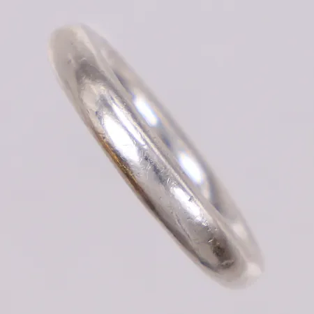 Ring, stl 16¼, bredd 3,5mm, silver 925/1000 Vikt: 5,1 g
