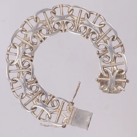 Armband, X-länk, längd 19,5cm, bredd 19mm, 830/1000 silver Vikt: 45,9 g
