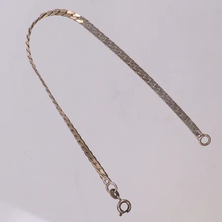 Armband, manglad pansar, längd 19,5cm, bredd 3mm, 925/1000 silver Vikt: 4,9 g