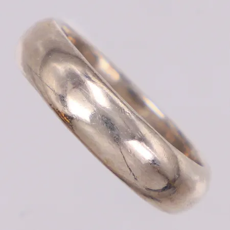 Ring, stl 16¾, bredd 4,9mm, 925/1000 silver Vikt: 4,3 g