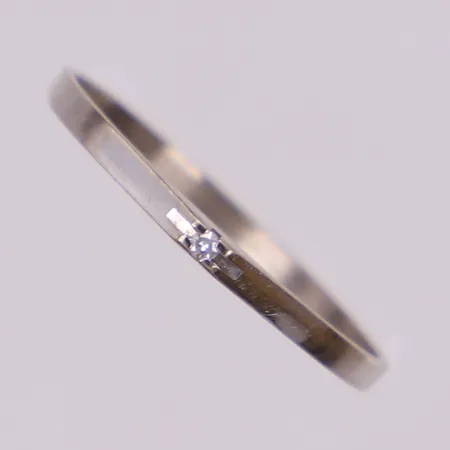 Ring med åttkantslipad diamant ca 0,01ct, stl 17½, vitguld 18K Vikt: 1 g