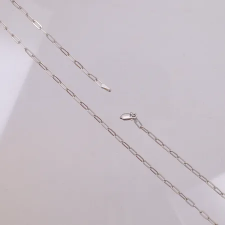 Kedja, längd 60cm, buckla, defekt lås, 925/1000 silver Vikt: 8,4 g