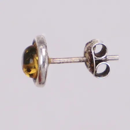 Örhänge med orange sten, 7,8mm, udda, silver 925/1000 Vikt: 0,6 g