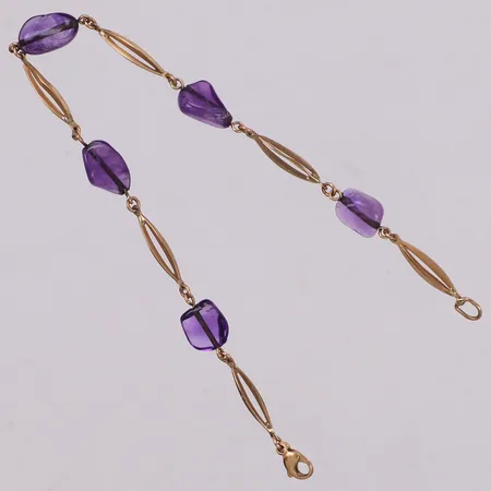 Armband med lila stenar, längd 20,5cm, bredd 3,3-8,5mm, bucklor, 8K Vikt: 5,7 g