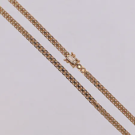 Collier X-länk, längd 46cm, bredd 3,8mm, del av lås i vitguld, 18K  Vikt: 13,6 g