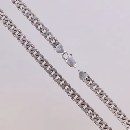 Kedja Pansar, längd 45,5cm, bredd 7mm, trasig vid lås, silver 925/1000 Vikt: 51,6 g