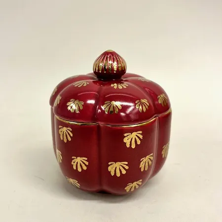 Skål med lock, Röd Rubin, Arthur Percy, Upsala-Ekeby, Gefle, höjd 10cm, Ø8cm, porslin  Skickas med paket.