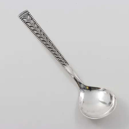 Serveringssked, modell Juvel Norway, längd ca 15cm, silver Vikt: 24,3 g