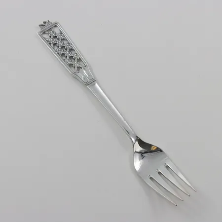 Gafflar 12st, modell Prinsess design Thore Eldh, längd ca 17,5cm, silver Vikt: 478 g Skickas med postpaket.