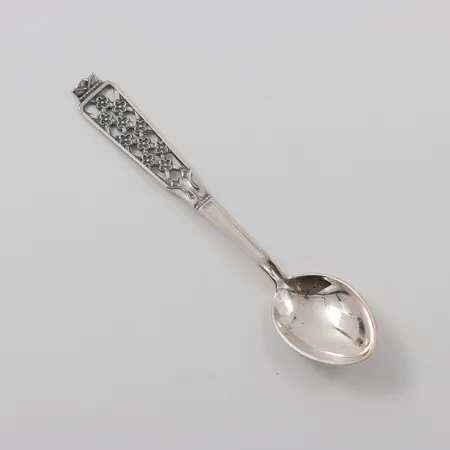 Skedar 12st, modell Prinsess,  längd 10,5 cm, silver, etui Vikt: 106,3 g Skickas med postpaket.