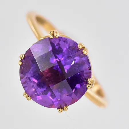 Ring, stl 16, lila sten Ø 10mm, GHA, 18K Vikt: 3,1 g