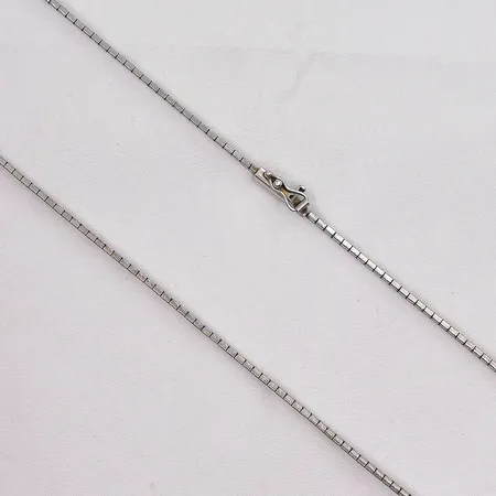 Collier, 42cm, bredd 2,4mm, silver 835/1000 Vikt: 11,3 g