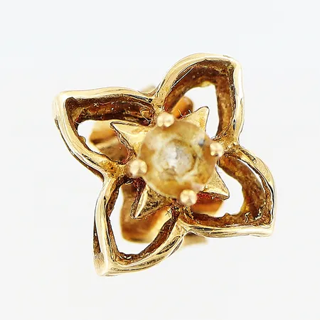 Enstaka örhänge, vit sten, 7x7mm, 18K.  Vikt: 0,9 g