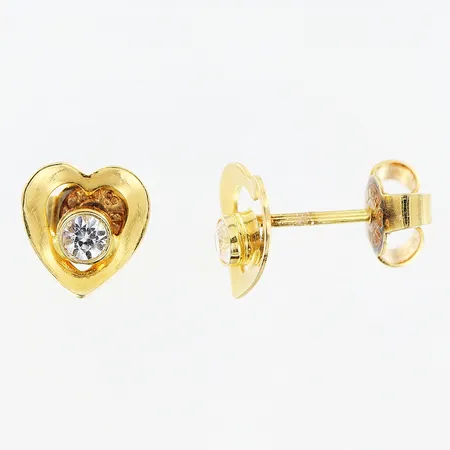 Ett par örhängen, vita stenar, hjärtan, 8x7,5mm, 18K.  Vikt: 1,4 g