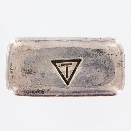 Silvertacka 47x23x8mm, folder: Trelleborg AB:s Bolagsstämma 30 Maj 1991 "silver från dotterbolaget Boliden Mineral", design Jan Lundgren, Stockholm, etui, silver 999/1000. Vikt: 101,5 g