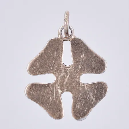 Hänge "Fyrklöver", längd: ca 2cm, bredd: ca 14mm, 830/1000 silver Vikt: 1,2 g