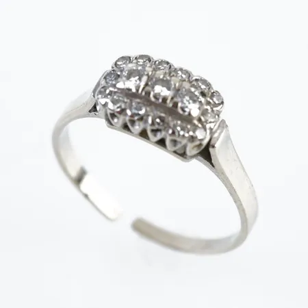 Ring m diamanter, vitguld, stl 18½(57), 18k, klippt Vikt: 3,3 g