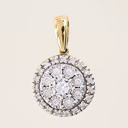 Hänge med diamanter ca 27x0,005ct samt 1xca0,01ct, längd: 14mm, bredd: 1,4-9,7mm, GHA, 18K  Vikt: 1,2 g