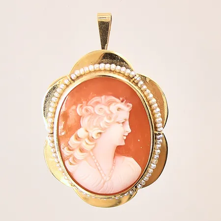 Hänge/Brosch med camé samt imitationspärlor, längd: 38mm, bredd: 2,3mm-25mm, 18K  Vikt: 5,9 g