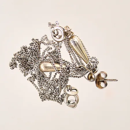 Diverse silversmycken, defekt, silver 830-925/1000 Vikt: 5,1 g