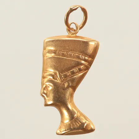 Hänge Nefertiti, 22x10mm, 18K  Vikt: 0,9 g