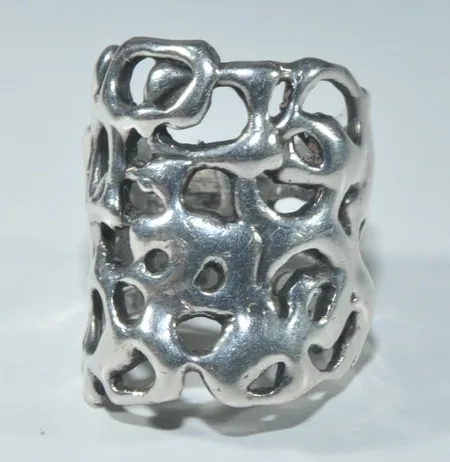 Ring, Ø 17,5 mm, höjd 27 mm, silver Vikt: 14,6 g