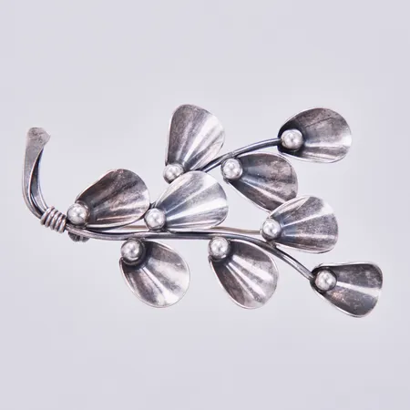 Brosch, längd ca 6,5cm, N.E.From, Sterling Denmark, bucklig nål, silver Vikt: 11,9 g
