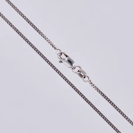 Kedja Pansar längd ca 42cm, bredd ca 1mm, silver Vikt: 3 g