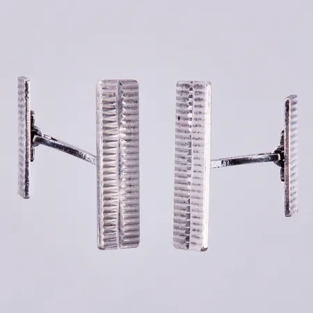 Ett par manschettknappar, ca 26x9mm,  900/1000 silver Vikt: 52 g