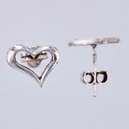 Ett par örhängen, längd ca10mm, 925/1000 silver Vikt: 1 g