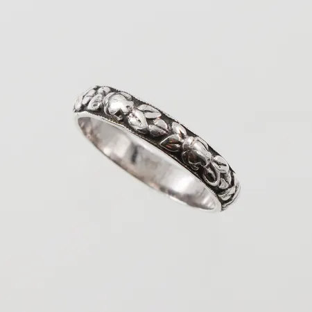 Ring mönstrad, stl 17½mm, bredd 3,8mm, silver 835/1000 Vikt: 2,7 g