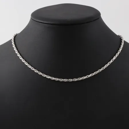 Collier Cordell, längd 43cm, bredd 3,2mm, silver Vikt: 14,7 g