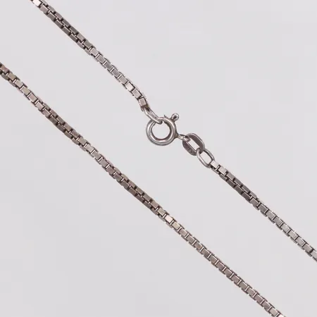 Kedja, Venezia, 39cm, bredd 1,6mm, bucklig ögla, 925/1000 silver Vikt: 6,8 g