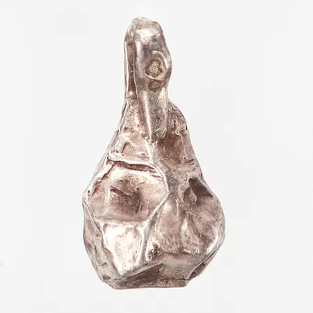 Hänge oregelbunden form, längd: 20mm, Bengt Hallberg Guldsmeds AB, Köping, silver 925/1000 Vikt: 6,1 g
