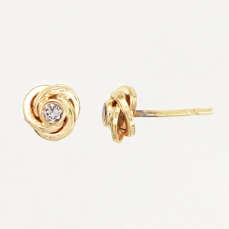 Ett par örhämgen med stenar, Ø5,3mm, en stopp saknas, 18K  Vikt: 0,6 g