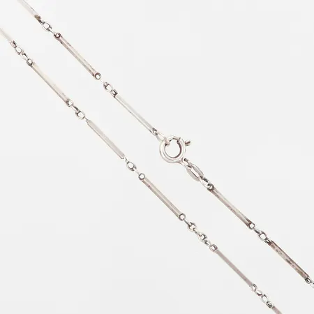 Collier med stavar, 44cm, bredd: 1mm, silver 835/1000 Vikt: 3,7 g