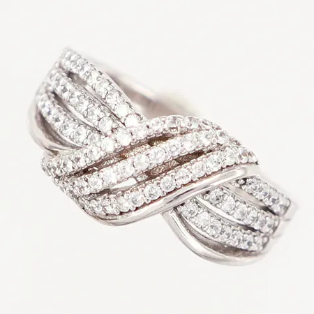 Ring med stenar, stl 16, bredd: 2,5-9mm, silver 925/1000 Vikt: 4,2 g