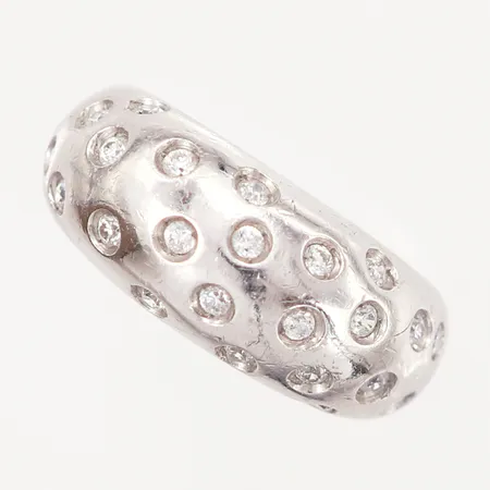 Ring med stenar, stl 17, bredd: 4,2-10,2mm, silver 925/1000 Vikt: 10 g