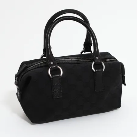 Väska Gucci Mini GG canvas, serienr:  113010 200047, 6x12x19cm, skinndetaljer, dragkedja i metall, inga tillbehör    