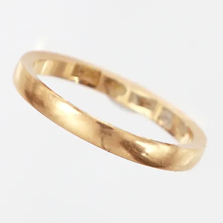 Ring slät, stl 17½, bredd: 2,5mm, gravyr, 18K Vikt: 3,1 g