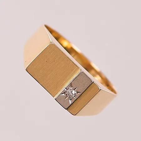 Ring, diamant ca 0,02ct, Ø18¼, bredd:6mm, 18K 3,6g.