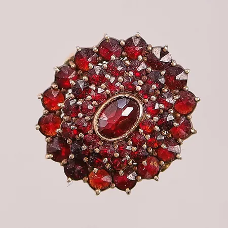 Ring, granater, Ø19½, bredd:22mm, 830/1000 Silver 6,8g.