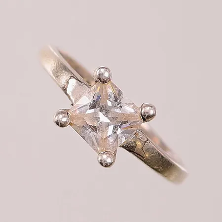 Ring, Ø19½, vit sten, 925/1000 Silver 4,1g.