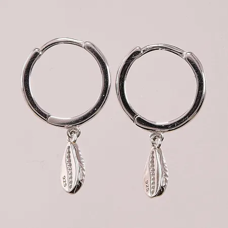 Ett par örhängen "snäcka", 23mm, 925/1000 Silver 2,3g.