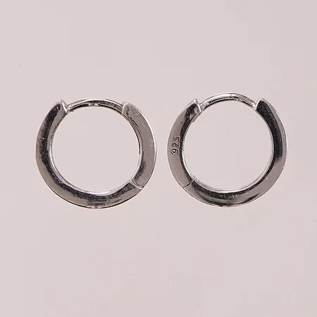Ett par örhängen, 14mm, 925/1000 Silver 2,7g.