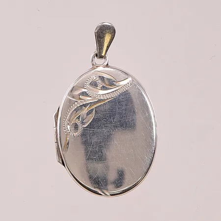 Medaljong, 23mm, en glasinsättning saknas, 925/1000 Silver 4,3g.